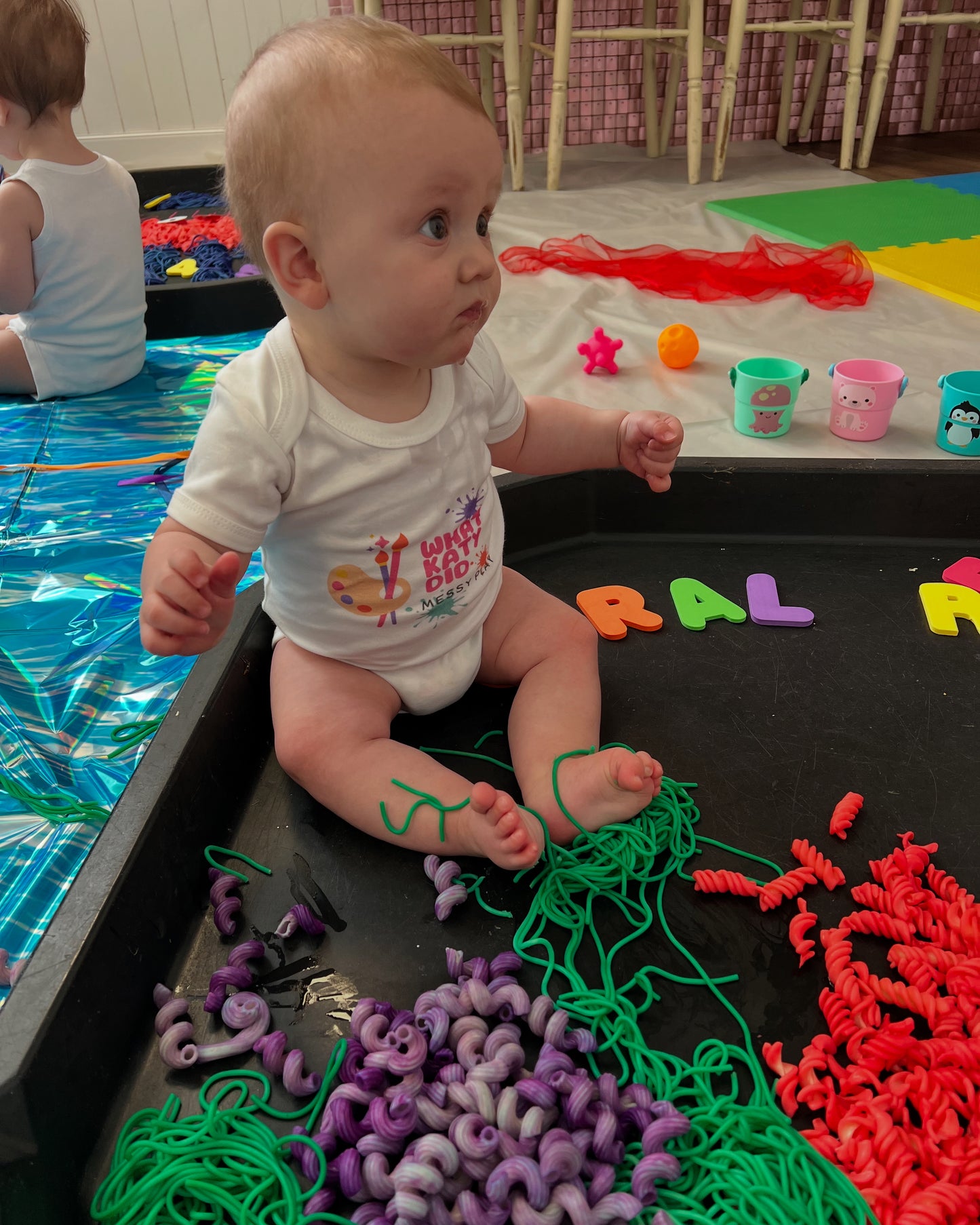 MAY MESSY PLAY - ON THE FARM 11:30-12:30pm